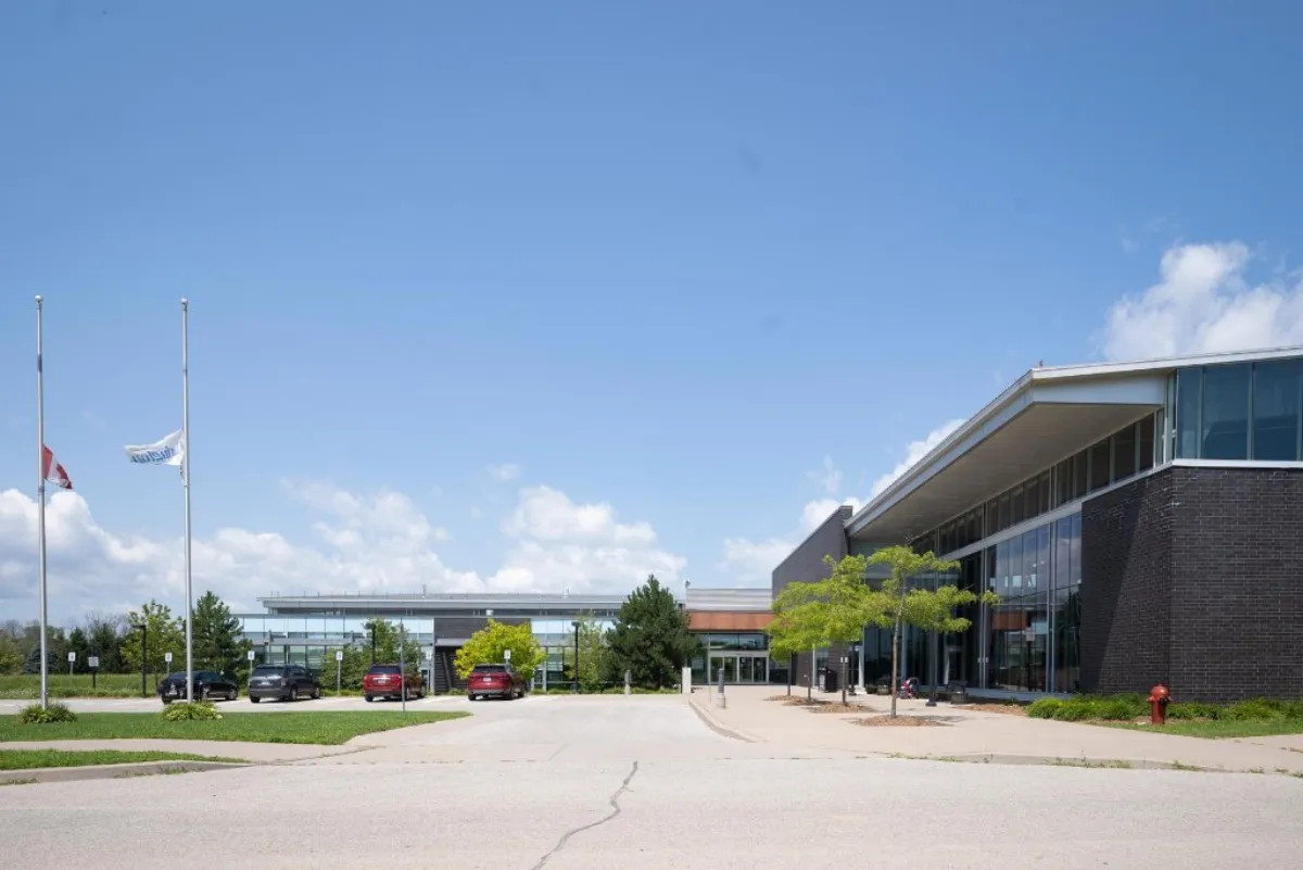 On The Ridge - Neighbourhood scenery